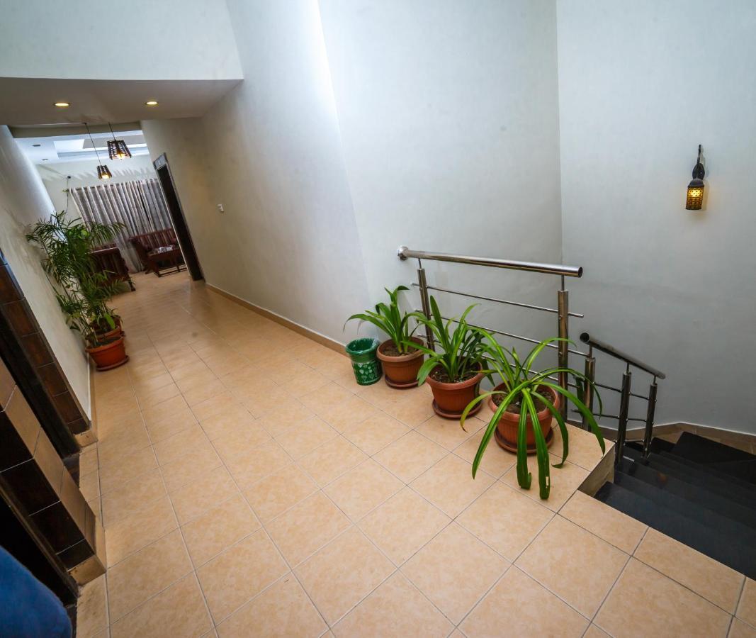 Vip House Hotel Peshawar Exterior foto