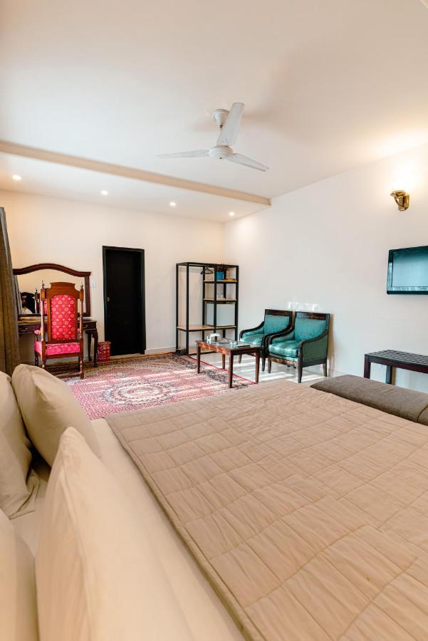 Vip House Hotel Peshawar Exterior foto
